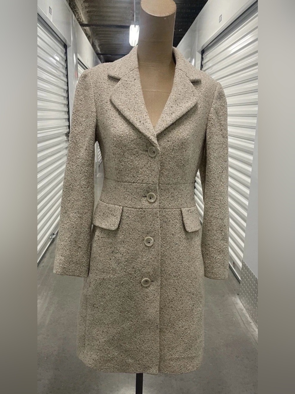 Banana Republic Tailored oatmeal/beige wool tweed long coat size xs